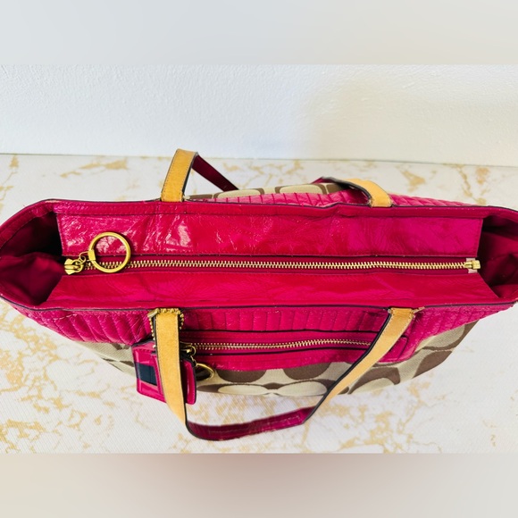 COACH Poppy Pink/Fiusha Tote Bag - Picture 7 of 9